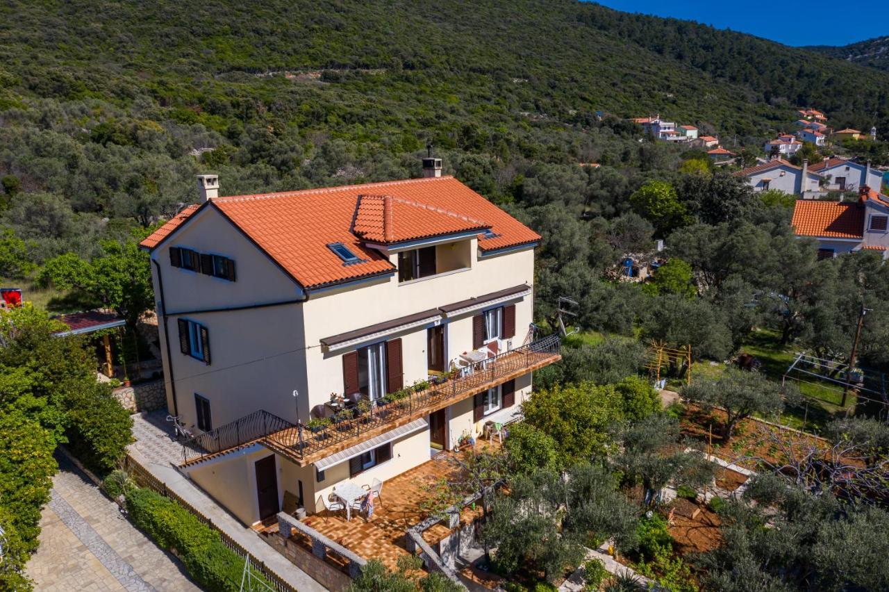 Apartman Paradiso Martinšćica Exterior foto